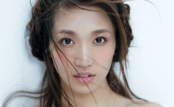 頭頂頭發(fā)稀吃什么好？頭發(fā)稀少吃什么好？(1)