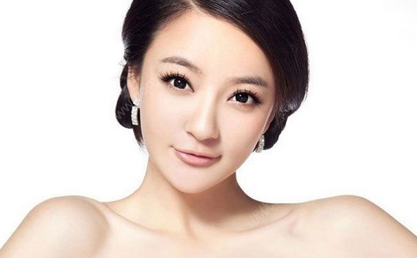 冰點(diǎn)脫唇毛的危害有哪些？冰點(diǎn)脫唇毛后色素沉淀嗎？(1)