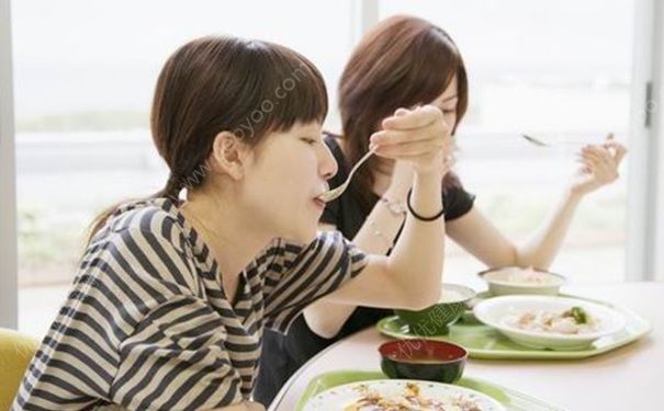 怎么吃飯能減肥？減肥期間怎么用餐？(1)