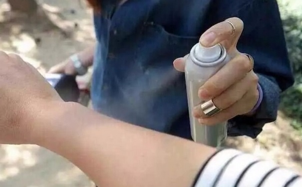 防曬噴霧前10強有哪些？防曬噴霧哪個牌子好用？(1)