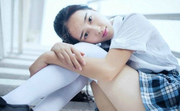高一女生有陰毛正常嗎？高一女生下面是不是都有毛？(1)