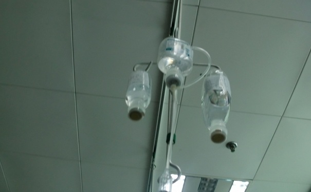 哺乳期感冒打針多久能喂奶？輸液以后多久能喂奶？(1)