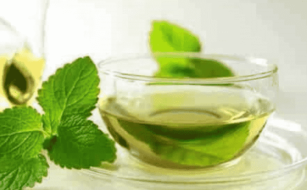 女人經期可以喝綠茶嗎？女人來月經能不能喝綠茶？(1)