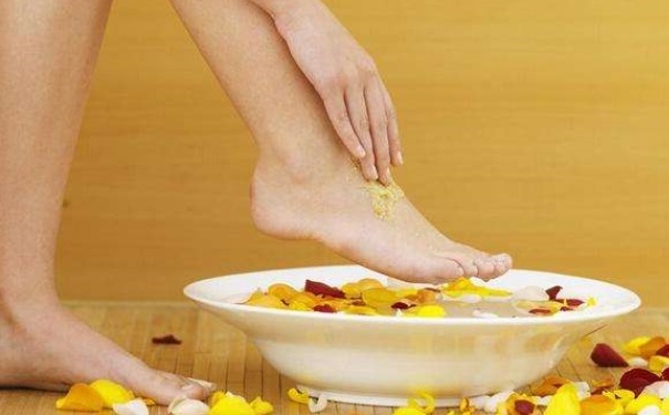 足療養(yǎng)生有哪些好處？足療養(yǎng)生保健的好處是什么？(1)