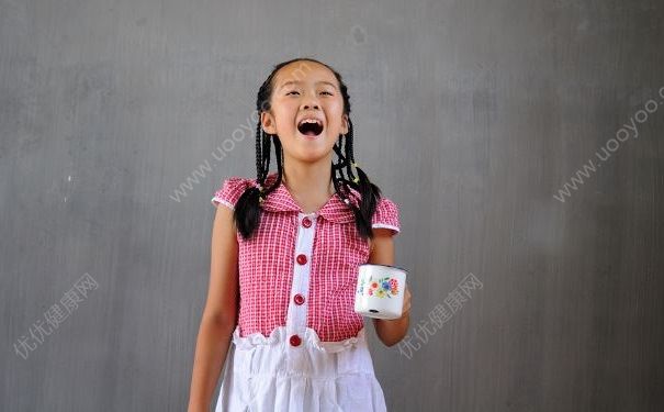 10歲少女長(zhǎng)畸胎瘤常喊肚子疼，畸胎瘤是什么??？(2)