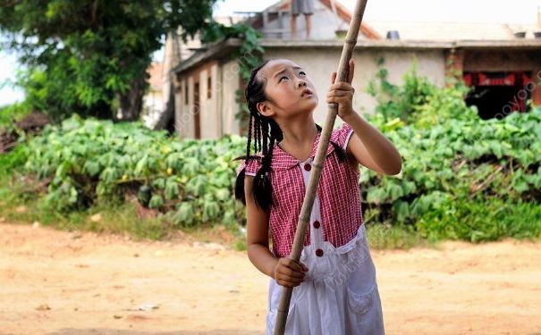 10歲少女長畸胎瘤常喊肚子疼，畸胎瘤是什么病？(4)