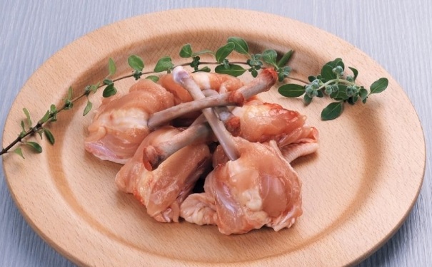 感冒了能吃雞肉嗎？發(fā)燒感冒能吃雞肉嗎？(1)
