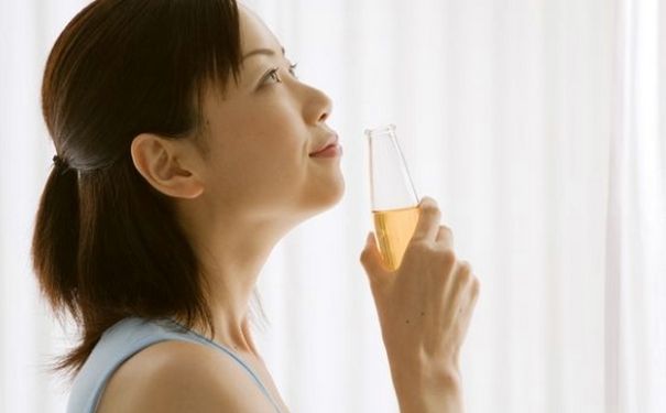 骨質(zhì)疏松的癥狀有哪些？骨質(zhì)疏松表現(xiàn)(1)
