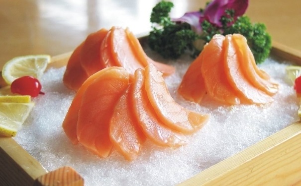 預(yù)防關(guān)節(jié)炎吃什么食物？關(guān)節(jié)炎的癥狀是怎樣的？(1)