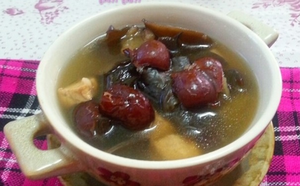 更年期月經(jīng)不調(diào)吃什么能調(diào)理？月經(jīng)不調(diào)食療方法有哪些？(1)