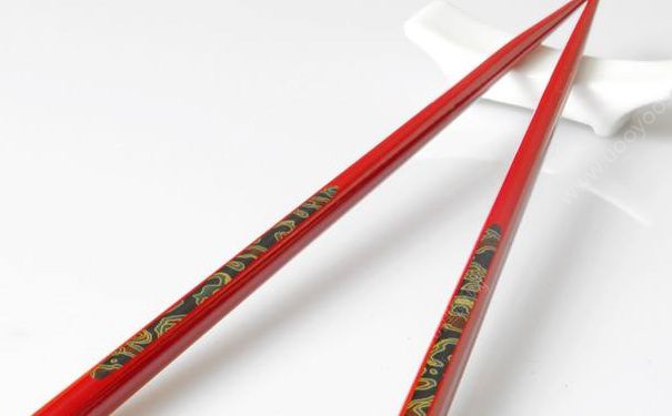 筷子3個月不換會致癌嗎？筷子3個月不換可誘發(fā)肝癌(1)