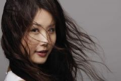 洗頭時頭發(fā)一掉一大把，這些食物有效緩解脫發(fā)！[多圖]