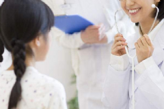 兒童吃什么食物會導(dǎo)致性早熟？兒童出現(xiàn)性早熟的原因是什么？[圖]