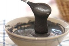 夏季養(yǎng)發(fā)吃什么？這些食物讓你的頭發(fā)烏黑亮麗[圖]