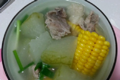 冬瓜玉米排骨湯如何選食材？冬瓜玉米排骨湯怎么做好吃？[圖]