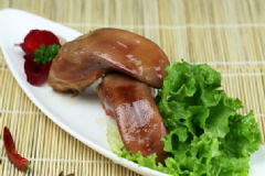 豬舌頭的選購(gòu)有什么技巧？豬舌頭的食用方法有什么？[圖]
