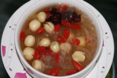 滋陰潤(rùn)肺吃什么好？滋陰潤(rùn)肺的食譜有哪些？[圖]