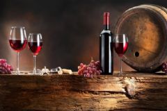 自制葡萄酒用什么葡萄好？自制葡萄酒應(yīng)該怎么做？[圖]