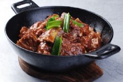 鐵鍋炒菜可以補(bǔ)鐵嗎？哪些家常食物可以補(bǔ)鐵？[圖]