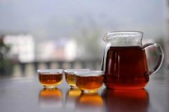 紅茶和黑茶有什么區(qū)別？紅茶和黑茶的區(qū)別有哪些？[圖]
