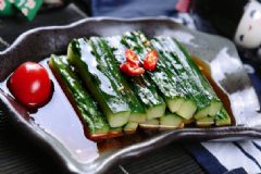 涼拌菜放生抽還是老抽？涼拌菜放什么醬油好？[多圖]