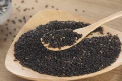 黑芝麻會(huì)掉色嗎？正常黑芝麻會(huì)不會(huì)掉色？[多圖]
