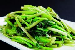 怎樣炒芹菜效果最好？炒芹菜的烹飪技巧是什么？[圖]