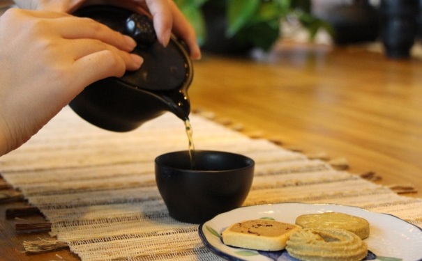 解酒適合喝什么茶？濃茶有解酒的功效嗎？(1)