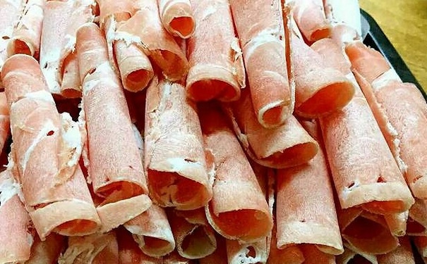 懷孕一個月可以吃羊肉嗎？懷孕一個月吃多了羊肉會怎樣？(1)