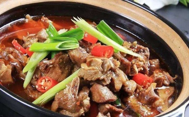 晚上吃羊肉火鍋會(huì)胖嗎？晚上吃羊肉火鍋如何避免發(fā)胖？(1)