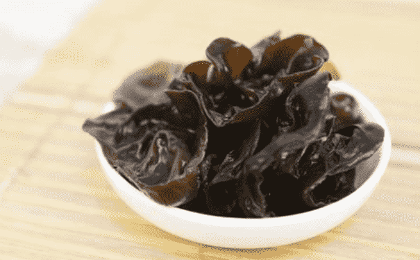 吃木耳的好處有哪些？經(jīng)常吃木耳有什么好處？(1)