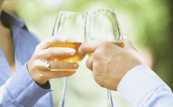 喝白酒不能喝什么？白酒不能和什么同喝？(1)