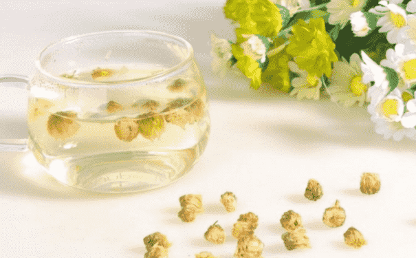 冬季喝菊花茶的禁忌是什么？冬季喝菊花茶的好處有哪些？(1)