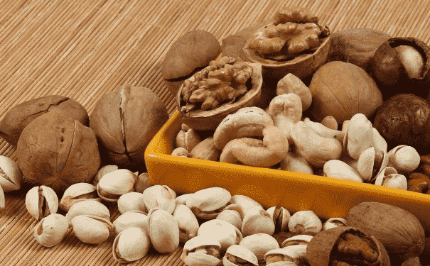 男人吃哪些食物可以提高精子質(zhì)量？男人備孕的時(shí)候有哪些注意事項(xiàng)？(1)