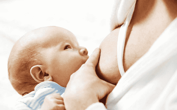 正確的母乳喂養(yǎng)方法是什么？母乳喂養(yǎng)對(duì)寶寶的好處是什么？(1)
