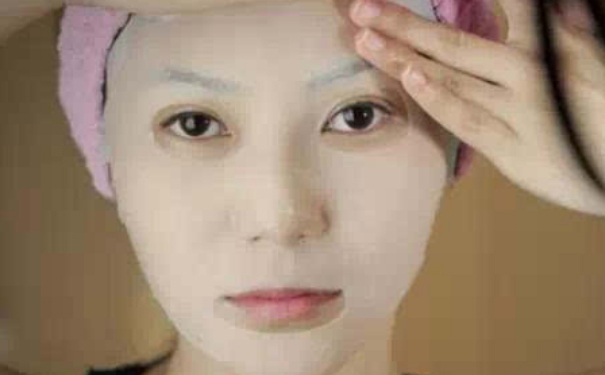 冬天敷面膜要注意什么？敷面膜前最好是先蒸面(1)