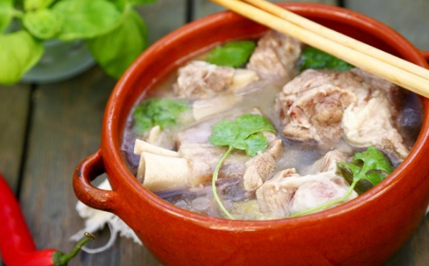 雙黃羊肉湯怎么做？雙黃羊肉湯有何功效？(1)
