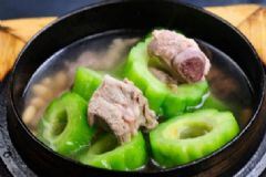 苦瓜骨頭湯的做法有哪些？不同做法的功效作用是什么？[圖]