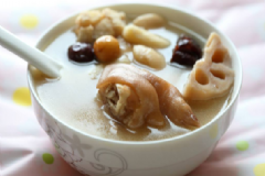 哪些湯有美容養(yǎng)顏的功效？可以美容養(yǎng)顏的食物有哪些？[圖]