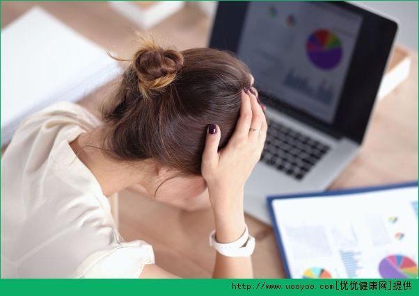 女性為什么掉頭發(fā)？會導(dǎo)致女性不停掉發(fā)的五個原因(6)