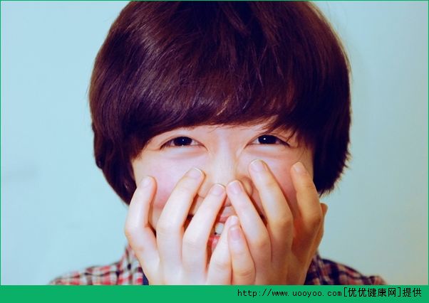 15歲長(zhǎng)青春痘怎么辦？15歲長(zhǎng)青春痘怎么調(diào)理？(1)
