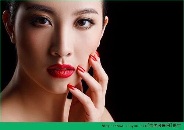 護(hù)膚要注意什么？日常護(hù)膚養(yǎng)顏的誤區(qū)(4)