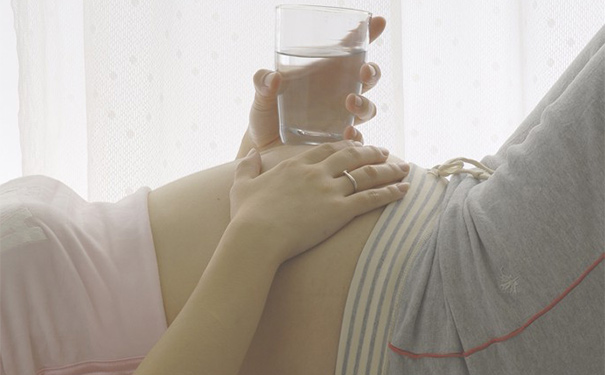女人懷孕怎樣護(hù)理乳房？女人懷孕后乳房會(huì)出現(xiàn)什么變化？(1)