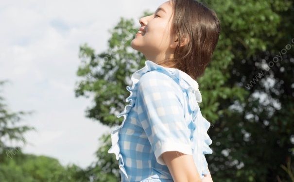 14歲吃什么長胸？14歲吃什么胸部發(fā)育好？(1)