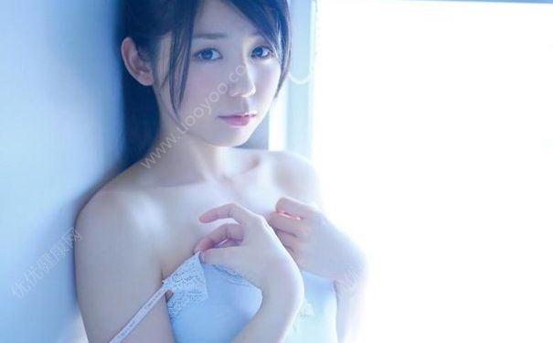 17歲女孩為什么會胸疼？17歲女孩胸疼是什么原因？(1)