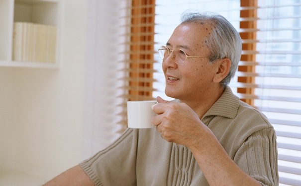 春季老人養(yǎng)肝怎么吃？春季老人養(yǎng)肝飲食原則是什么？(1)