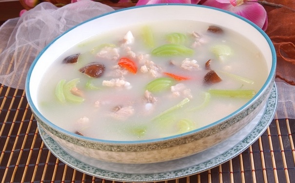 女人吃什么食物保養(yǎng)卵巢？保養(yǎng)卵巢的食療方有哪些？(1)