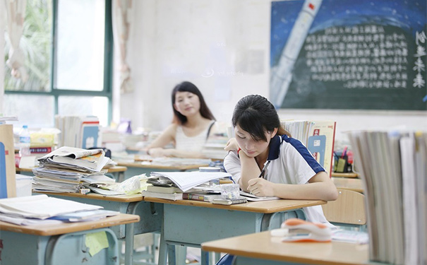 青春期心理矛盾都有哪些？青春期孩子處于什么心理狀態(tài)？(1)