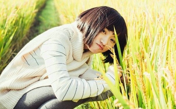 16歲女生能用爽膚水嗎？16歲女生用爽膚水好嗎？(4)