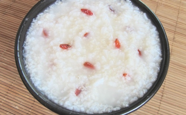 老眼昏花怎么辦？治療老眼昏花的食療法(1)